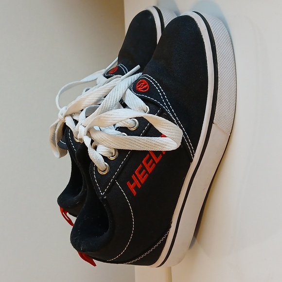 Heelys Other - Heelys Skate Shoes Youth Boys Size: Youth 13 Like New